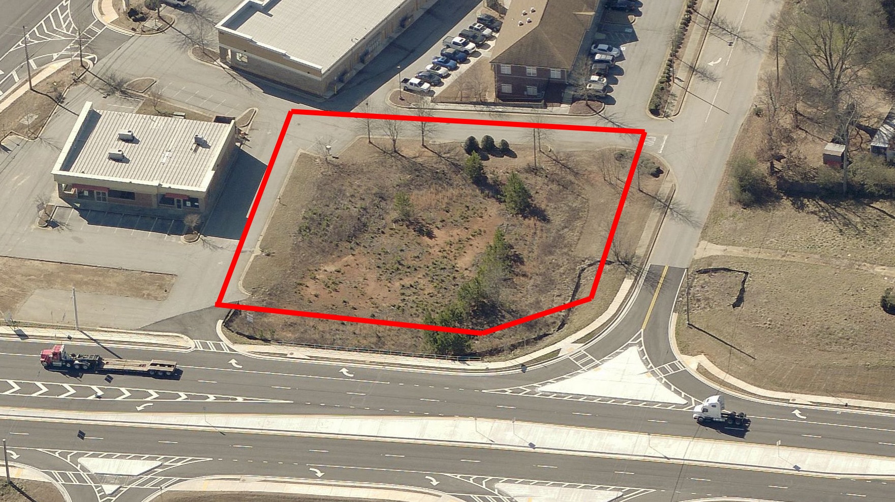 5220 Lanier Island Pky, Buford, GA for lease Primary Photo- Image 1 of 8