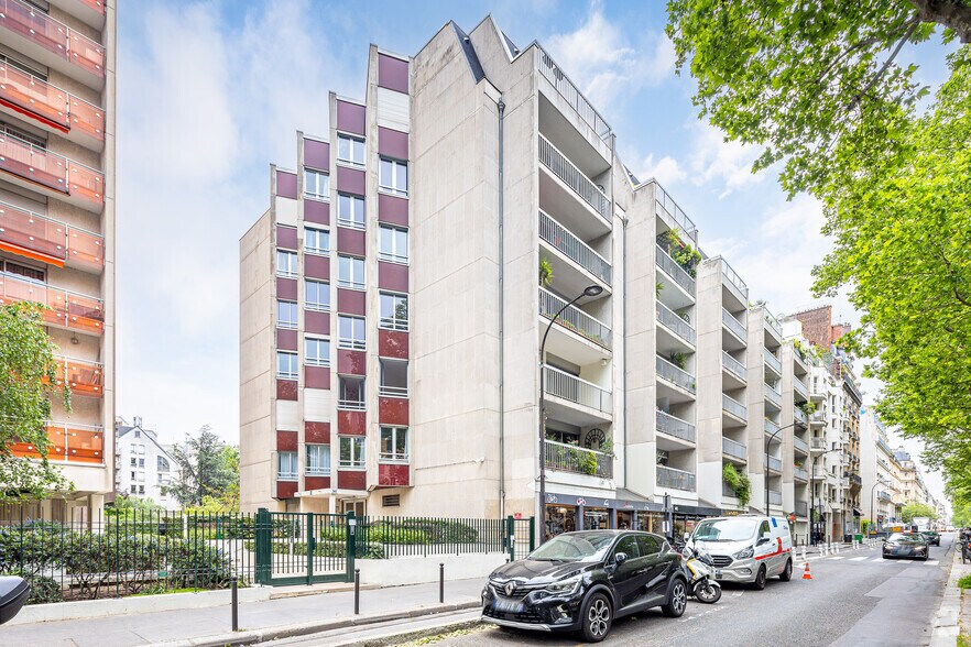 48-54 Quai De Jemmapes, Paris for lease - Building Photo - Image 2 of 3