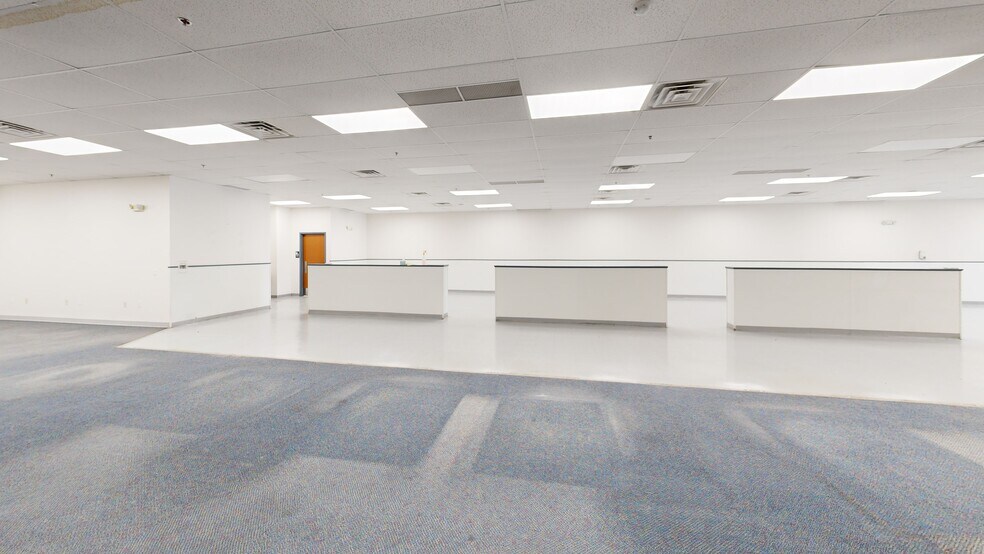 2546-2586 Constitution Blvd, Beaver Falls, PA à louer - Numérisation 3D de Matterport - Image 2 de 7