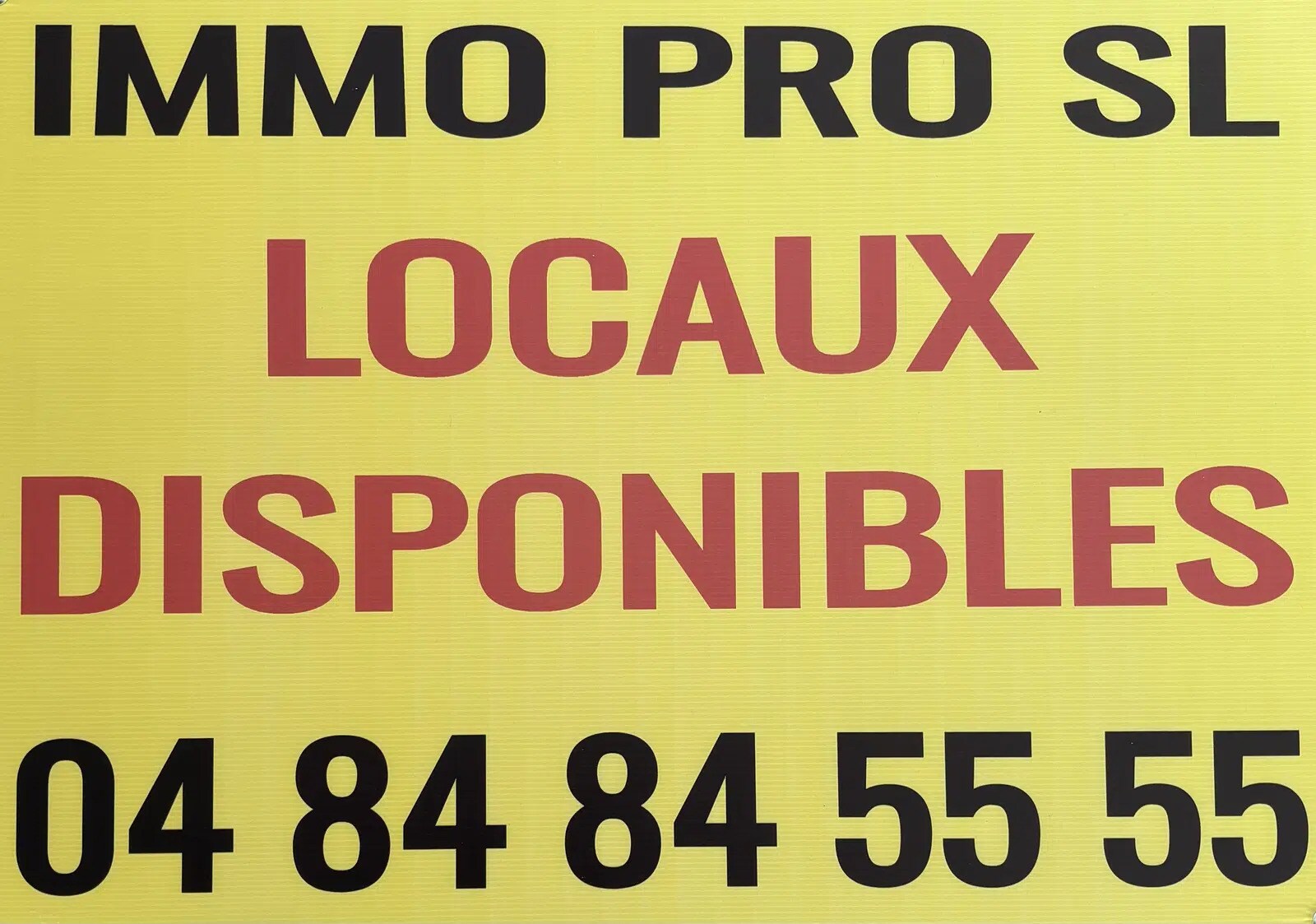 Industrial in Vitrolles for lease Building Photo- Image 1 of 2