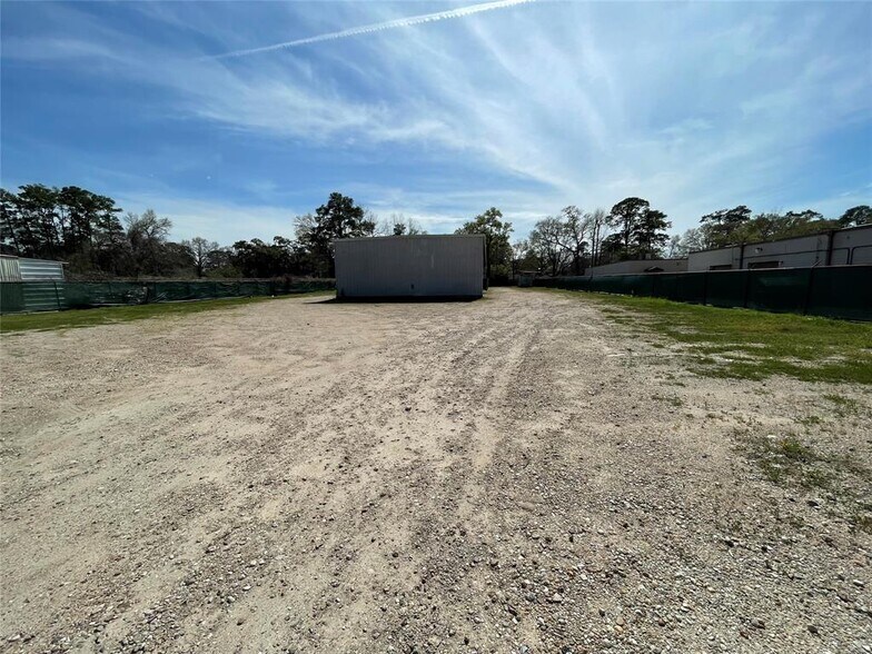 3443 Pinemont Dr, Houston, TX à louer - Photo du bâtiment - Image 2 de 17