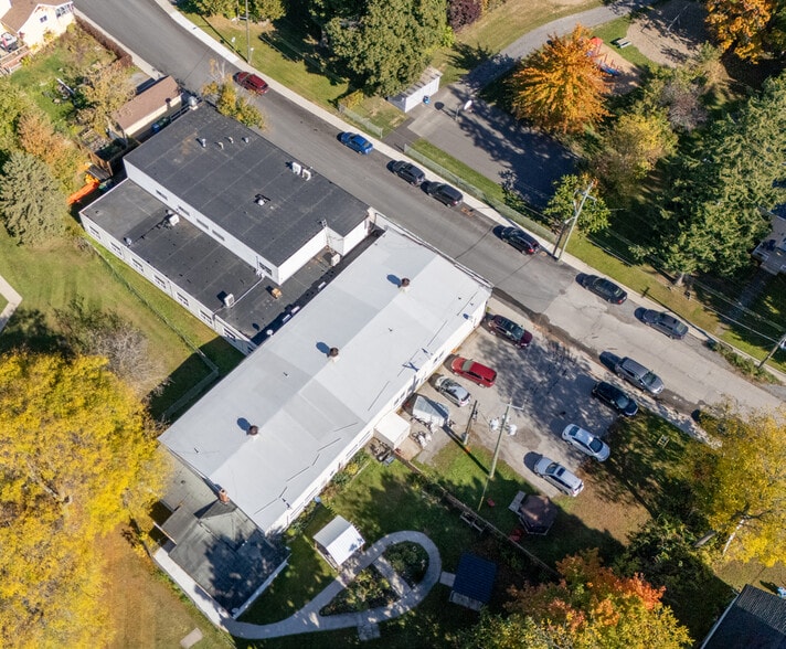 111 West Mary St, Picton, ON for sale - Building Photo - Image 3 of 11