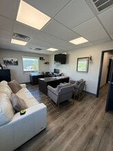 930 S 4th St, Las Vegas, NV for lease Building Photo- Image 2 of 4