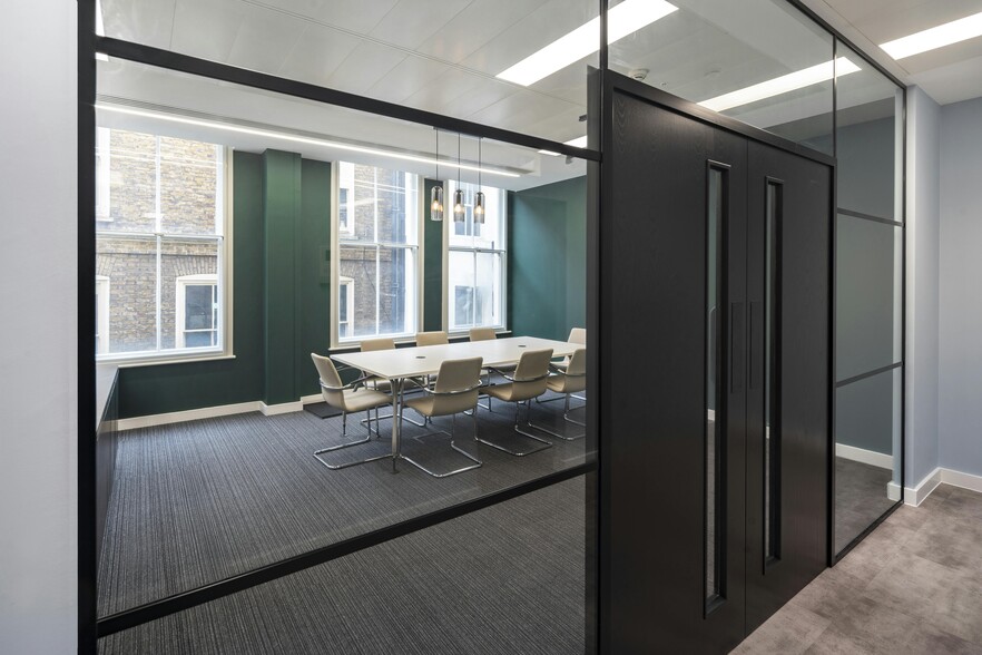 10 Bow Ln, London for lease - Building Photo - Image 2 of 9