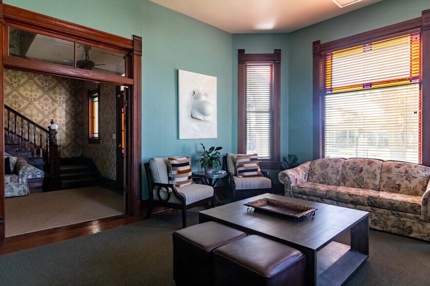 816 North St, Nacogdoches, TX à louer - Photo intérieure - Image 3 de 12