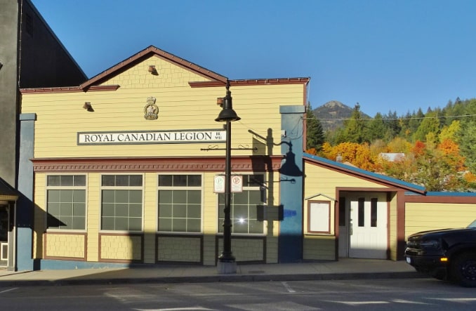 2081 Washington St, Rossland, BC à vendre - Photo du bâtiment - Image 1 de 1