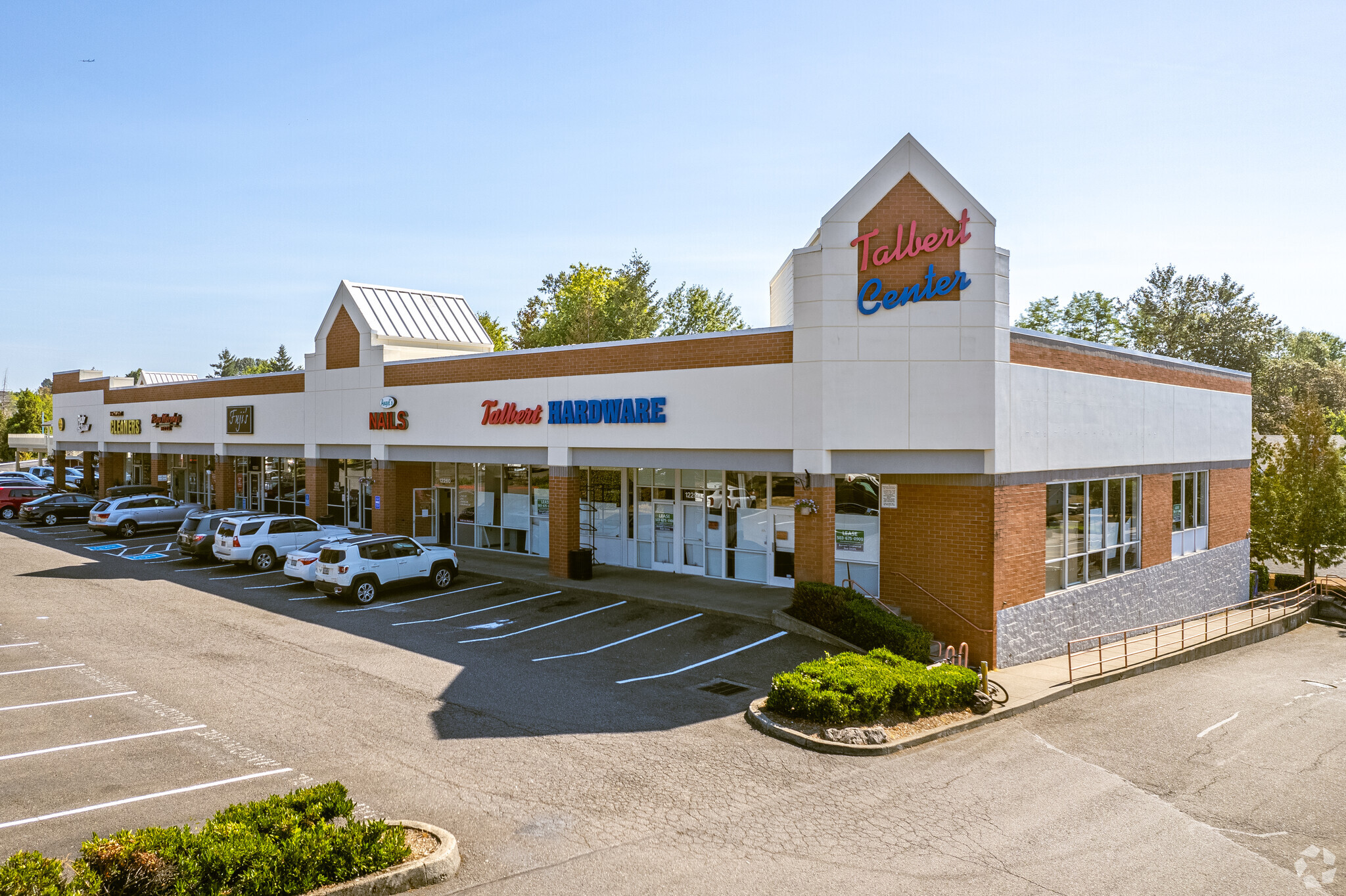 12250-12360 SE Sunnyside Rd, Clackamas, OR for sale Primary Photo- Image 1 of 1