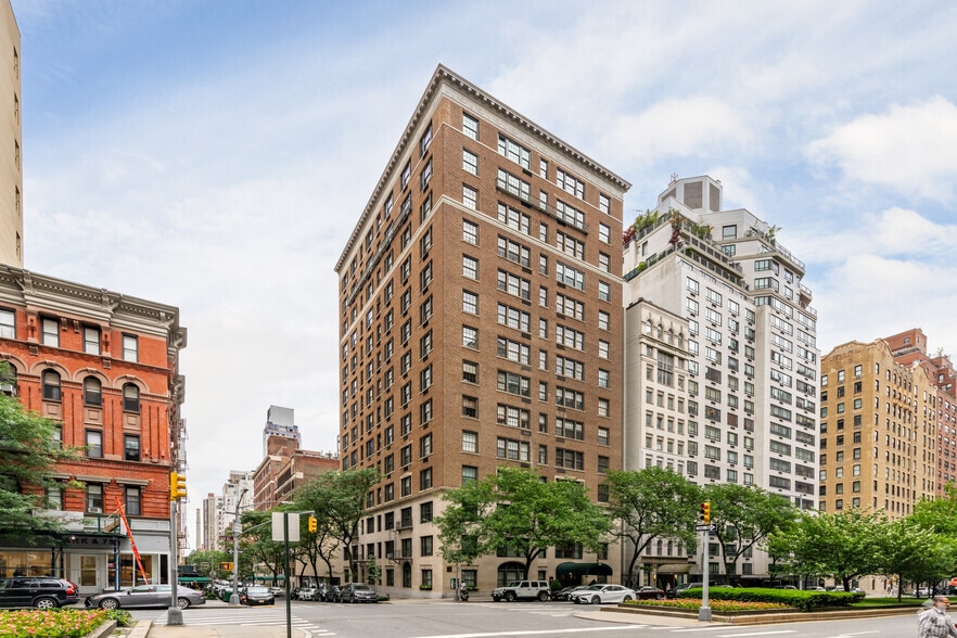 815 Park Ave, New York, NY for sale - Building Photo - Image 2 of 7