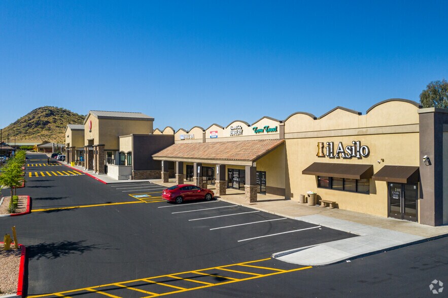 13440 N 7th St, Phoenix, AZ à louer - Photo du bâtiment - Image 2 de 14