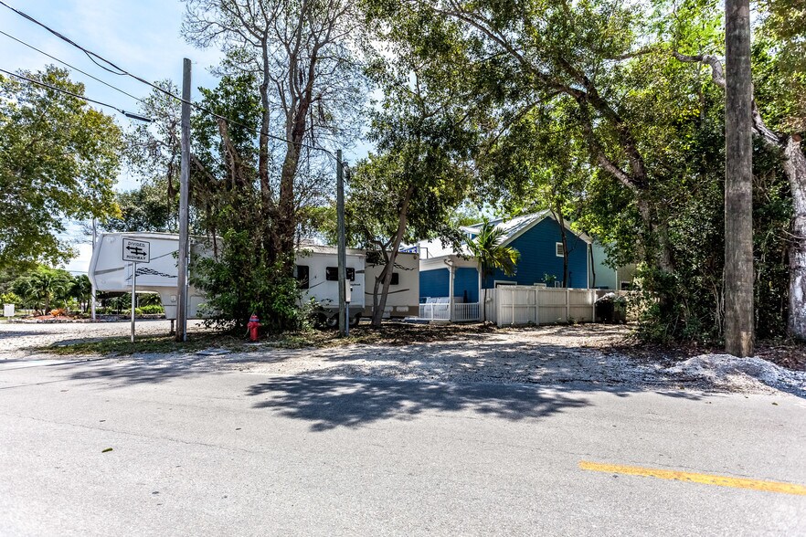 102970 Overseas Hwy, Key Largo, FL à vendre - Photo du bâtiment - Image 2 de 32