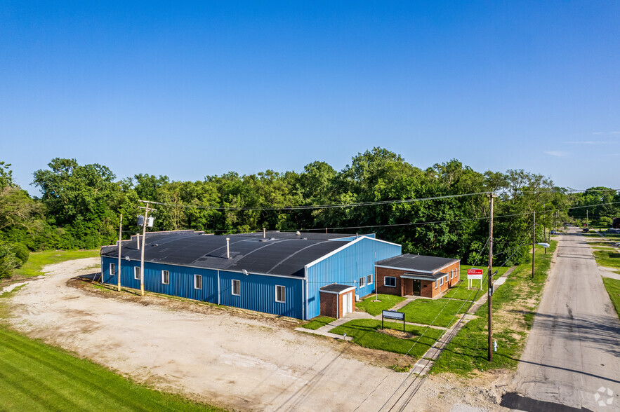 1100 N Main St, Fostoria, OH for sale - Primary Photo - Image 1 of 30