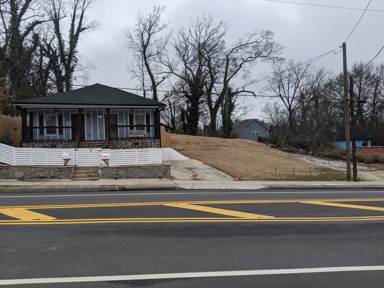 756 Joseph E Boone Blvd, Atlanta, GA à vendre - Photo du bâtiment - Image 2 de 7