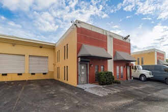 3337 NW 74th Ave, Miami, FL for lease Building Photo- Image 2 of 30