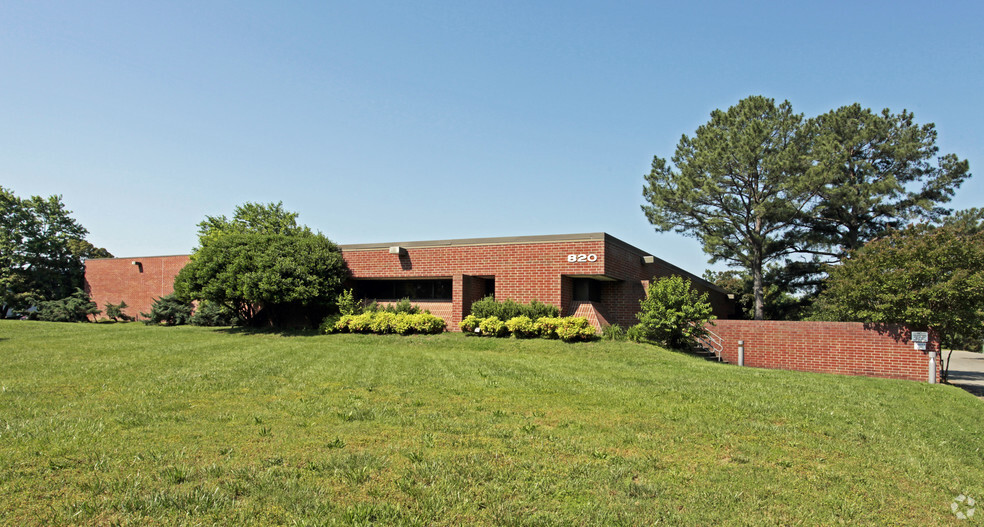 820 Southlake Blvd, Richmond, VA for sale - Building Photo - Image 1 of 1