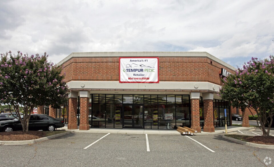 1600 Crossways Blvd, Chesapeake, VA à louer - Photo du bâtiment - Image 2 de 2