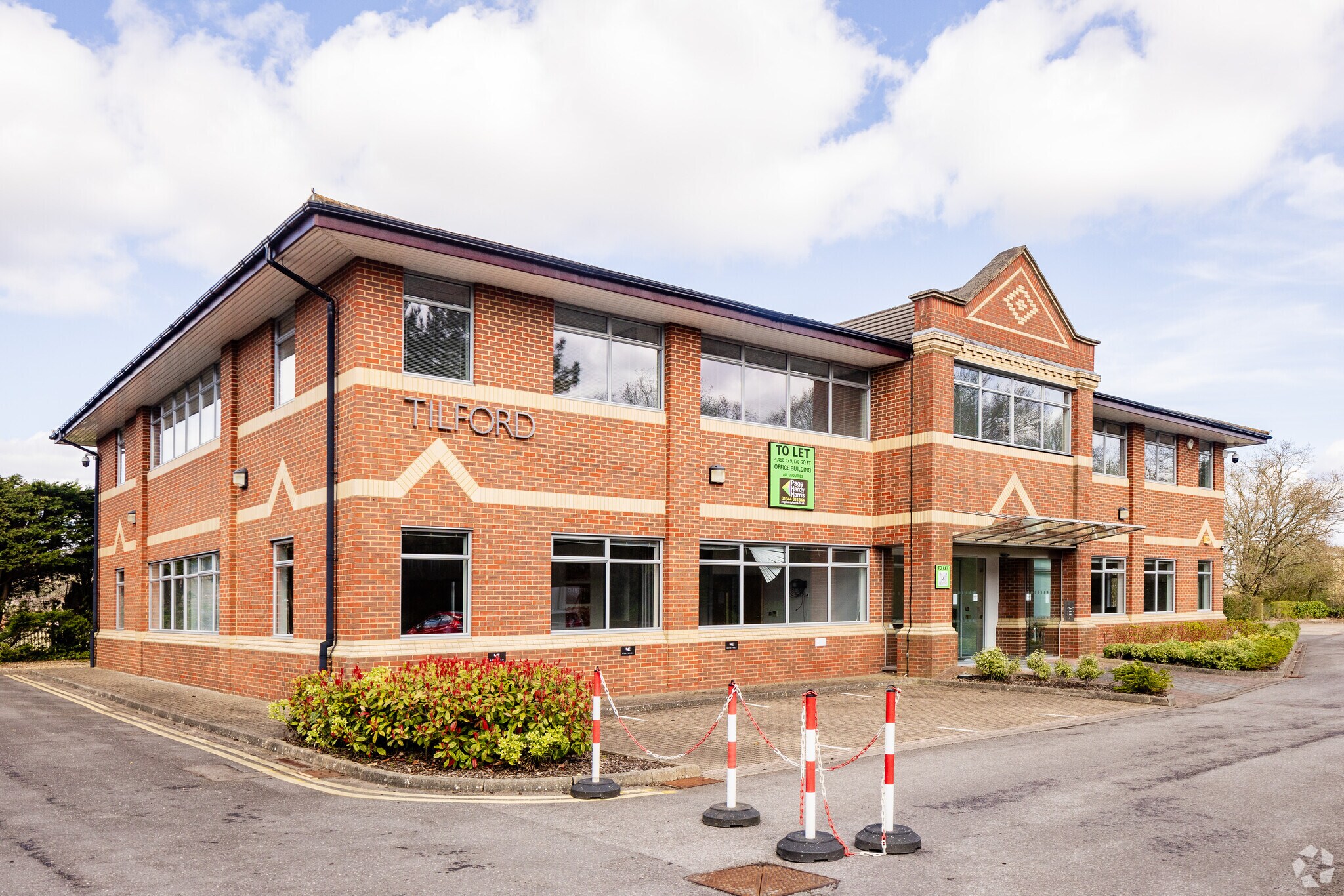 Weydon Ln, Farnham for lease Building Photo- Image 1 of 21