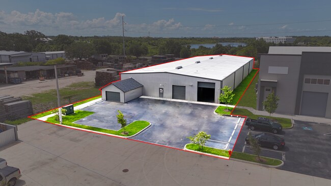 More details for 5634 W Linebaugh Ave, Tampa, FL - Industrial for Sale