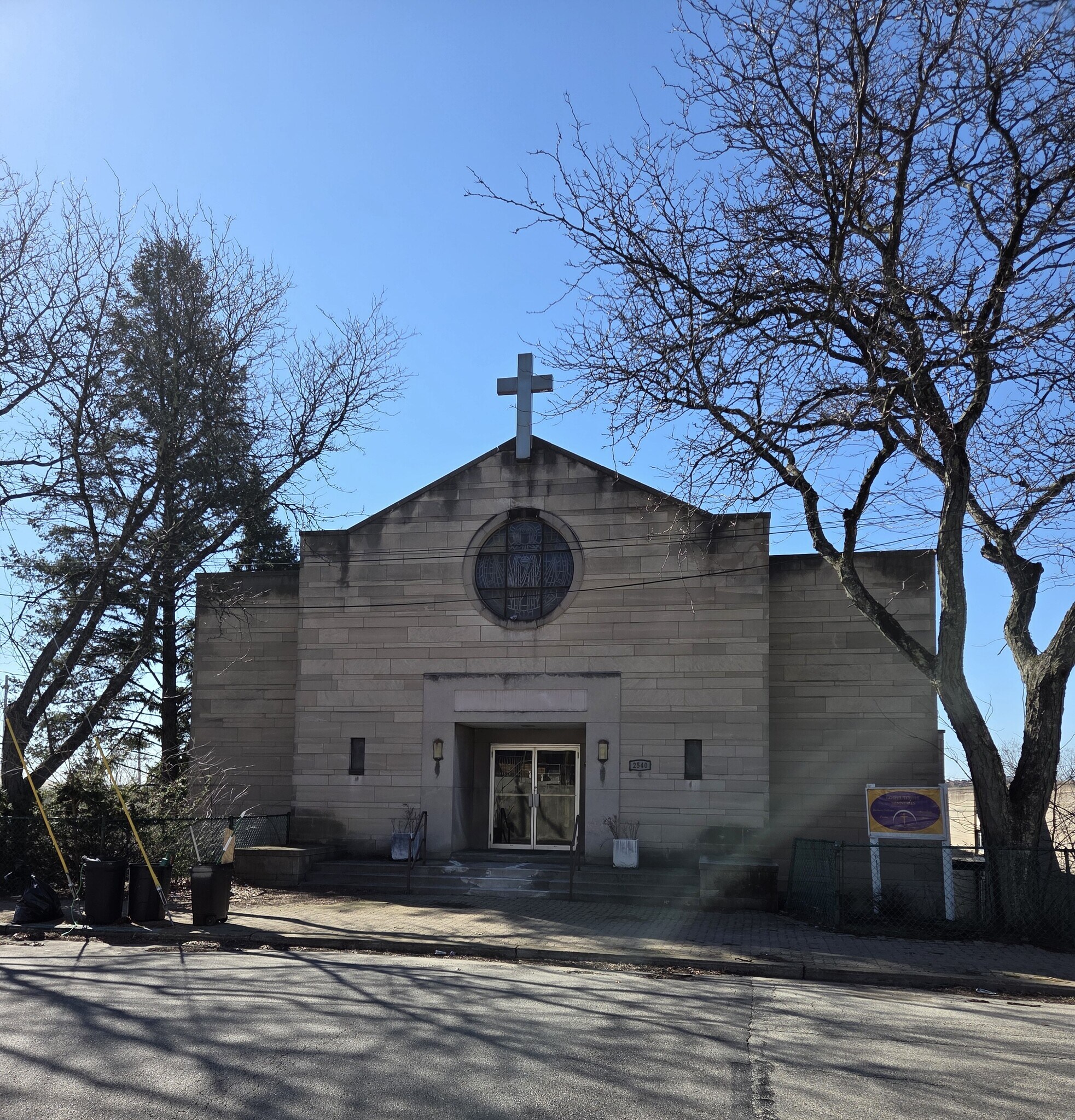 2540 Woodstock Ave, Pittsburgh, PA for sale Primary Photo- Image 1 of 23