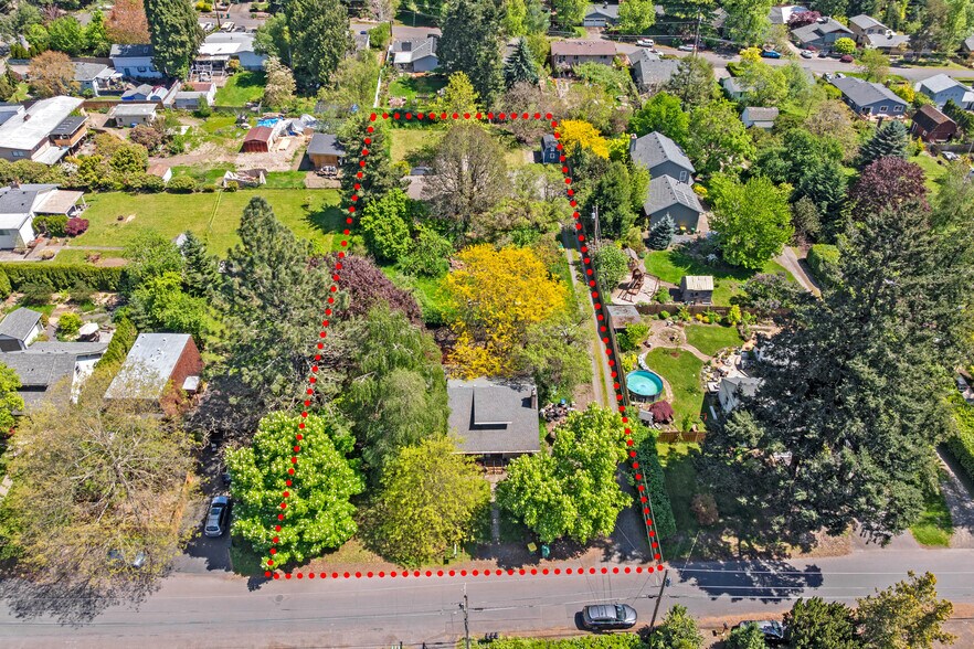 7640 SW 67th Ave, Portland, OR à vendre - Photo principale - Image 1 de 10