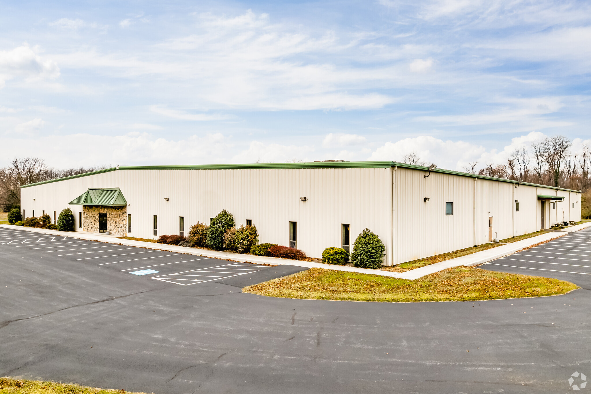 100 Outlook Ln, Shippensburg, PA for sale Building Photo- Image 1 of 1