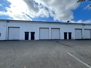 1533-1717 SW 1st Way, Deerfield Beach, FL for lease Building Photo- Image 1 of 11