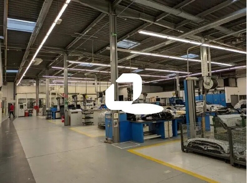 Flex dans Les Ulis à louer - Photo du bâtiment - Image 3 de 11