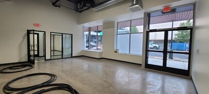 285 Liberty St, Salem, OR for lease Interior Photo- Image 1 of 5
