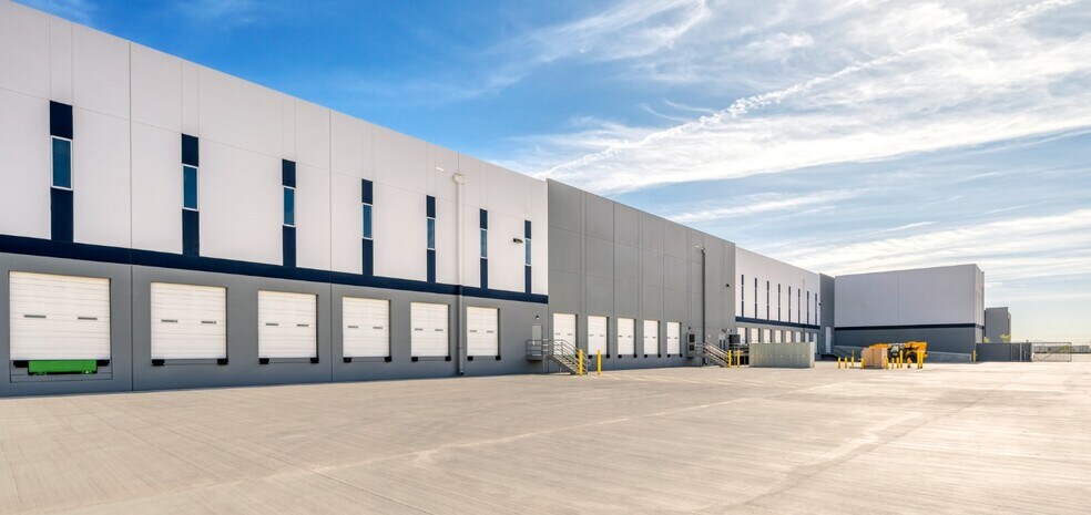 13022 W Rosewood Dr, El Mirage, AZ à louer - Photo du bâtiment - Image 3 de 15