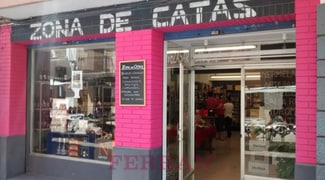 Plus de détails pour Multi-résidentiel à vendre