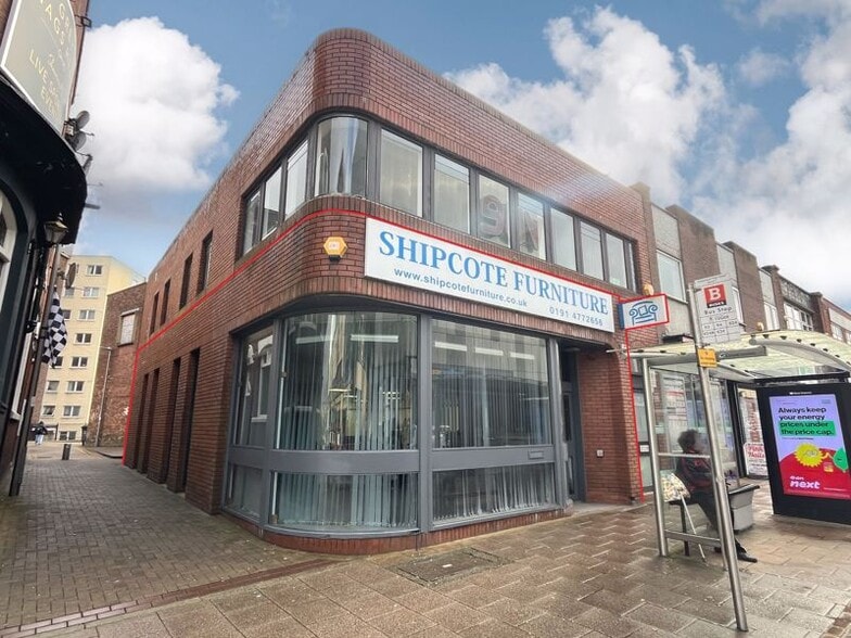 221-223 High St, Gateshead for lease - Building Photo - Image 1 of 3