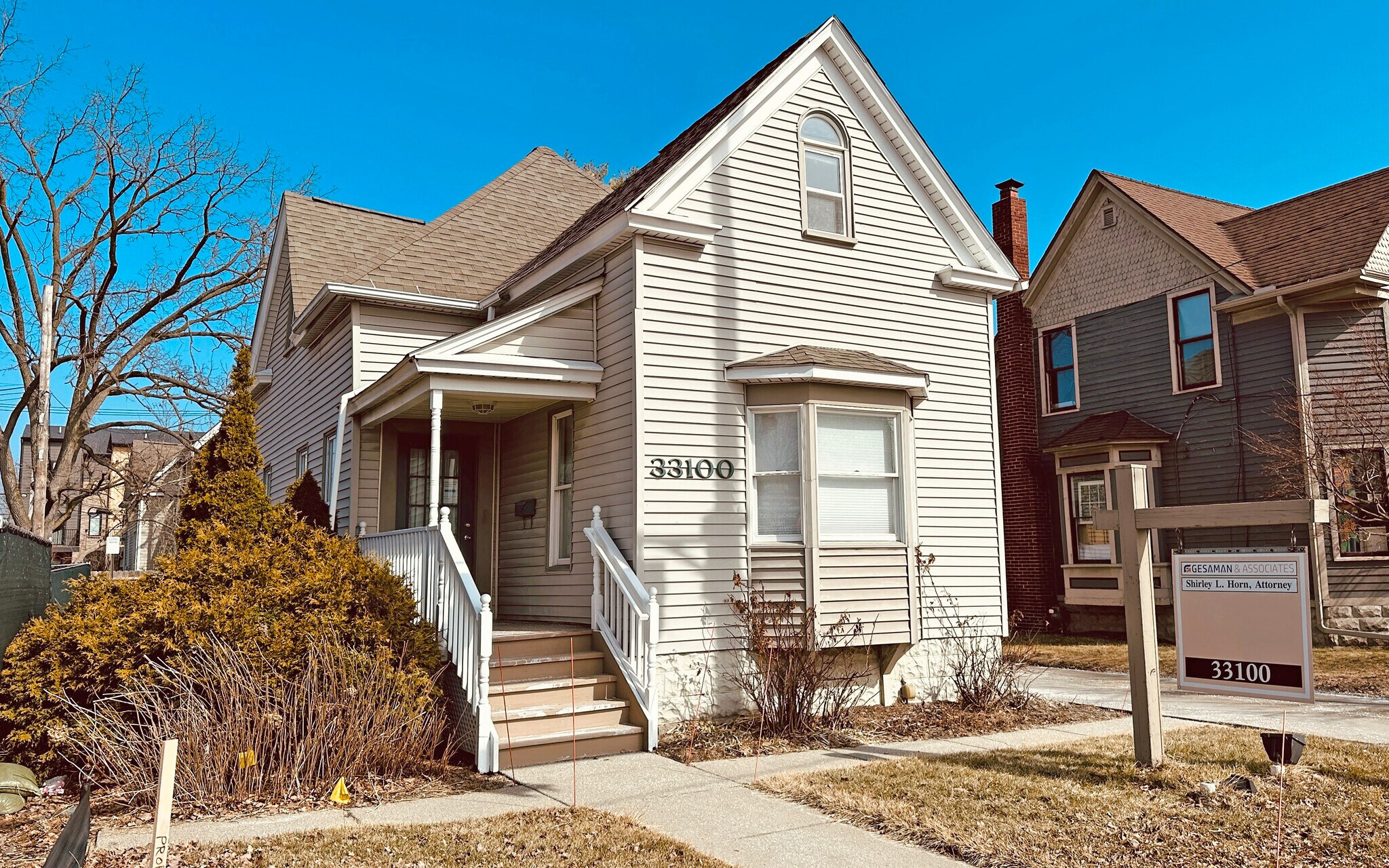 33100 Grand River Ave, Farmington, MI à louer Photo principale- Image 1 de 7