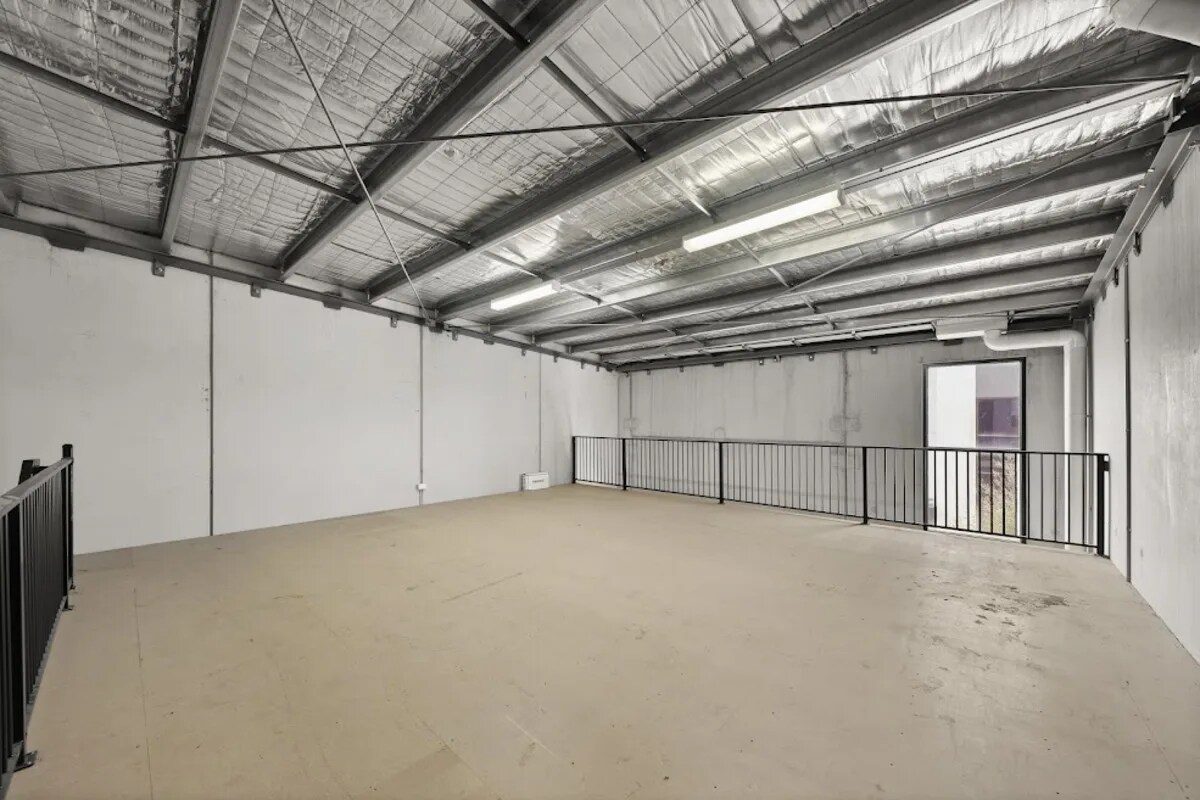 11-13 Chandos St, Cheltenham, VIC 3192 - Unit 2 - - Interior Photo - Image 1 of 1