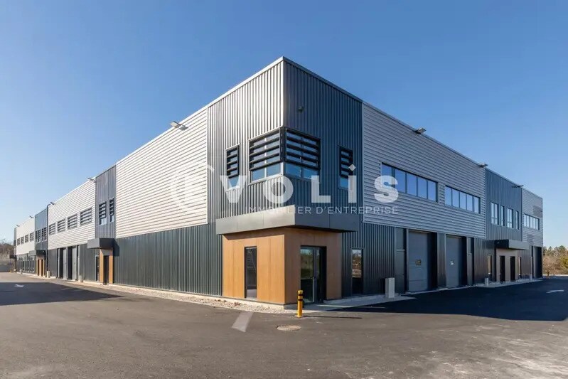 Flex in Vedène for lease Building Photo- Image 1 of 11