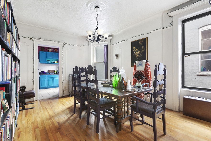 782 Lincoln Pl, Brooklyn, NY for sale - Interior Photo - Image 3 of 9