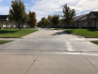 Plus de détails pour 201 E Karla Ave, Haysville, KS - Multi-résidentiel à vendre