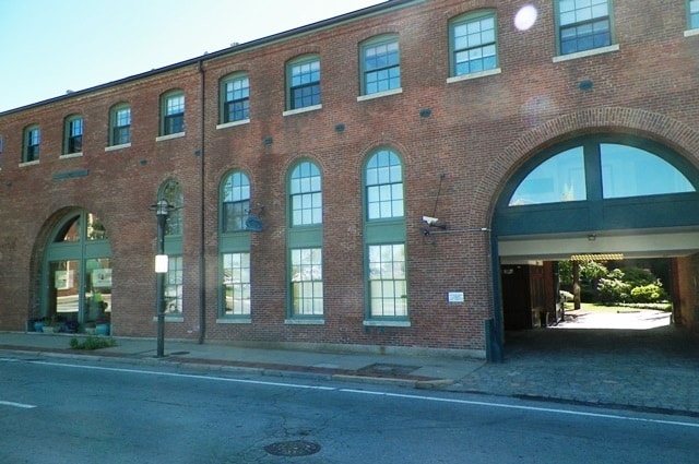 520 S Water St, Providence, RI à vendre Photo du bâtiment- Image 1 de 11