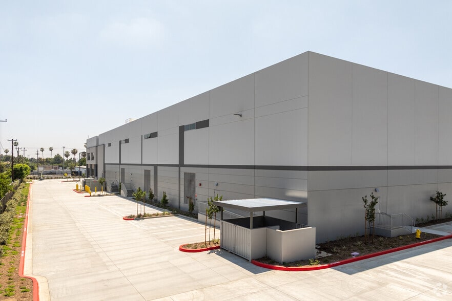 12772 San Fernando Rd, Sylmar, CA for sale - Building Photo - Image 3 of 26