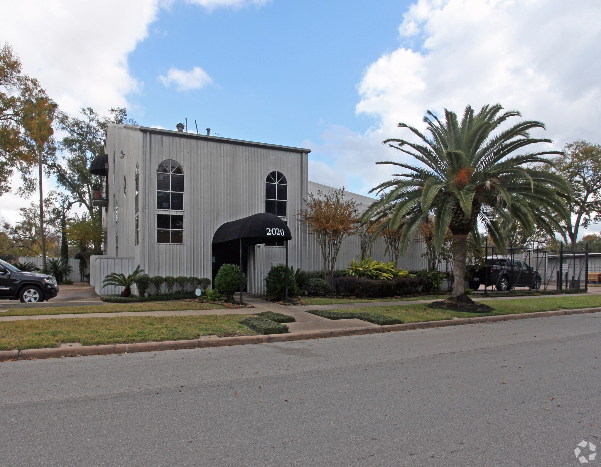 2020 Lawrence St, Houston, TX for sale Primary Photo- Image 1 of 8
