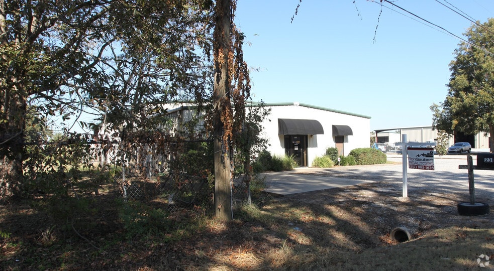 231 Tubing Rd, Broussard, LA for lease - Building Photo - Image 2 of 2