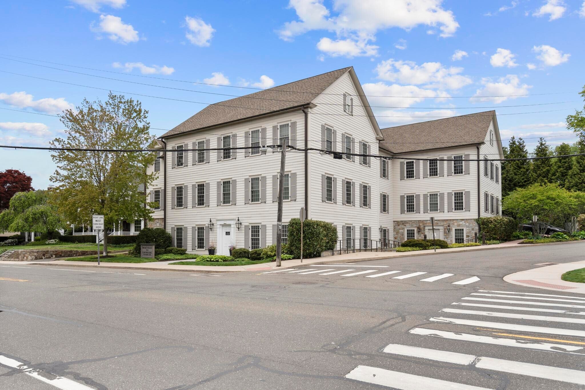 745 Boston Post Rd, Darien, CT à vendre Photo du bâtiment- Image 1 de 40