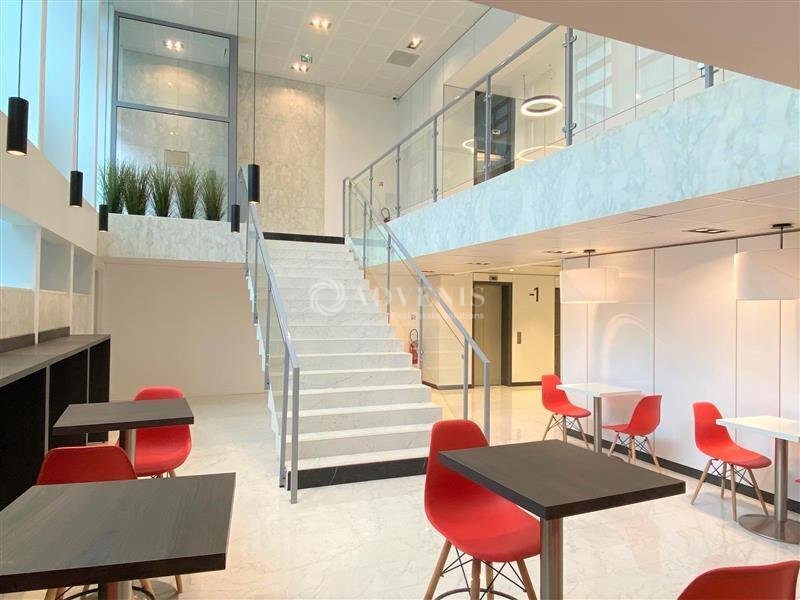7377 Rue De Sèvres, Boulogne-Billancourt à louer Photo du bâtiment- Image 1 de 13
