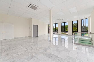 11072 Corona Ave, Flushing, NY for lease Building Photo- Image 2 of 5