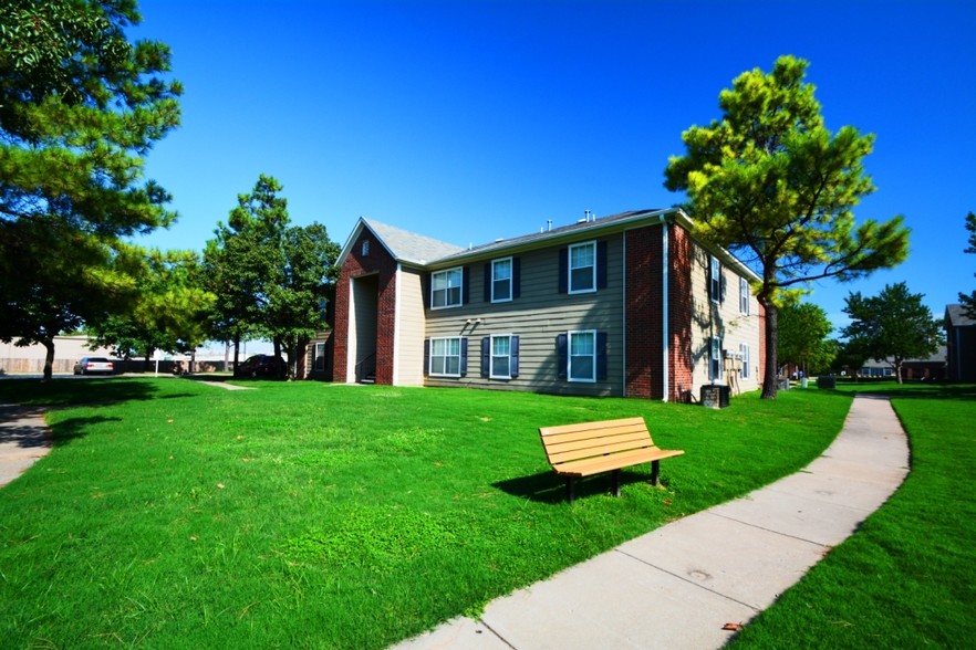 1947 W Houston St, Broken Arrow, OK à vendre - Photo du b timent - Image 1 de 1