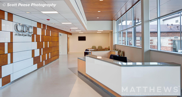 1370 Addison Rd, Cleveland, OH à vendre - Photo intérieure - Image 2 de 5