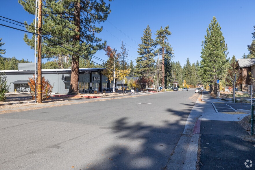 1030 Tata Ln, South Lake Tahoe, CA for lease - Building Photo - Image 3 of 4