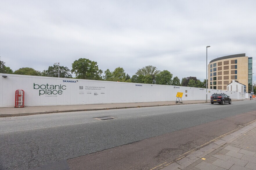 112 Hills Rd, Cambridge à louer - Photo de construction - Image 3 de 4