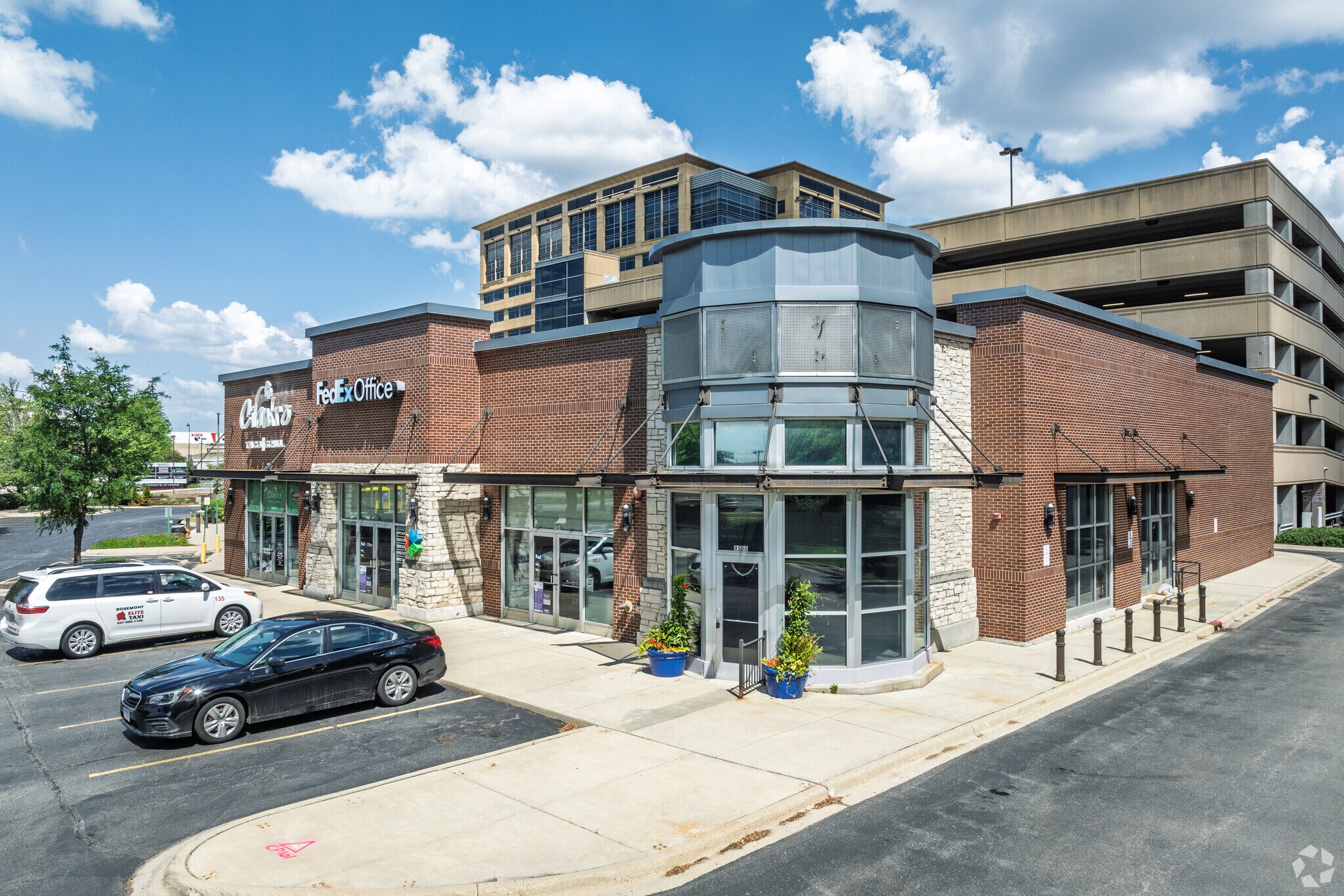 9500-9520 W Higgins Rd, Rosemont, IL à louer Photo principale- Image 1 de 5