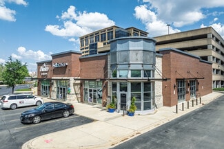 More details for 9500-9520 W Higgins Rd, Rosemont, IL - Retail for Lease