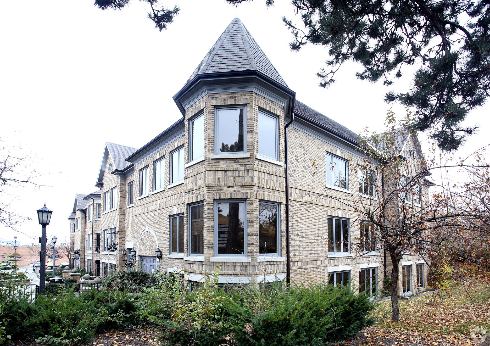 1-5 Conestoga Dr, Brampton, ON for sale Primary Photo- Image 1 of 1