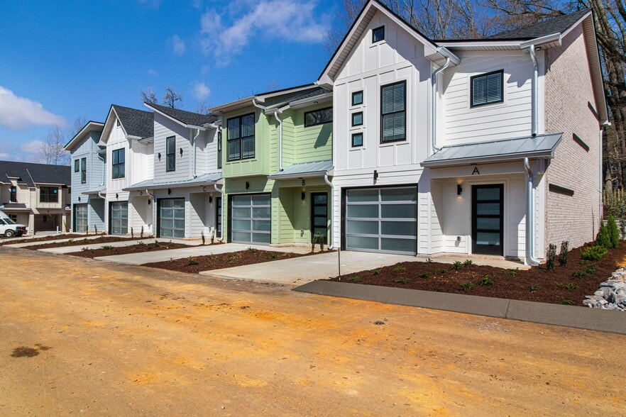 160 Excell Rd, Clarksville, TN for sale - Building Photo - Image 2 of 28